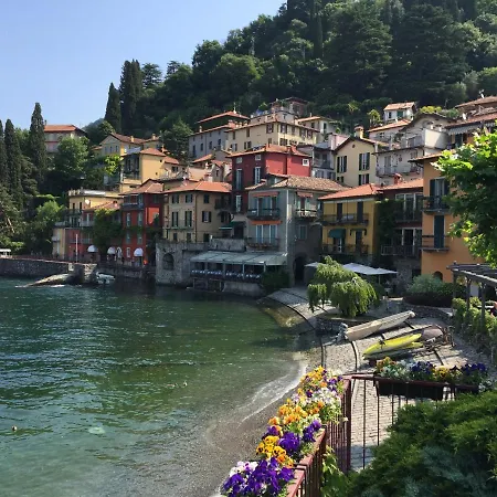 Couette-café Tosca House Varenna